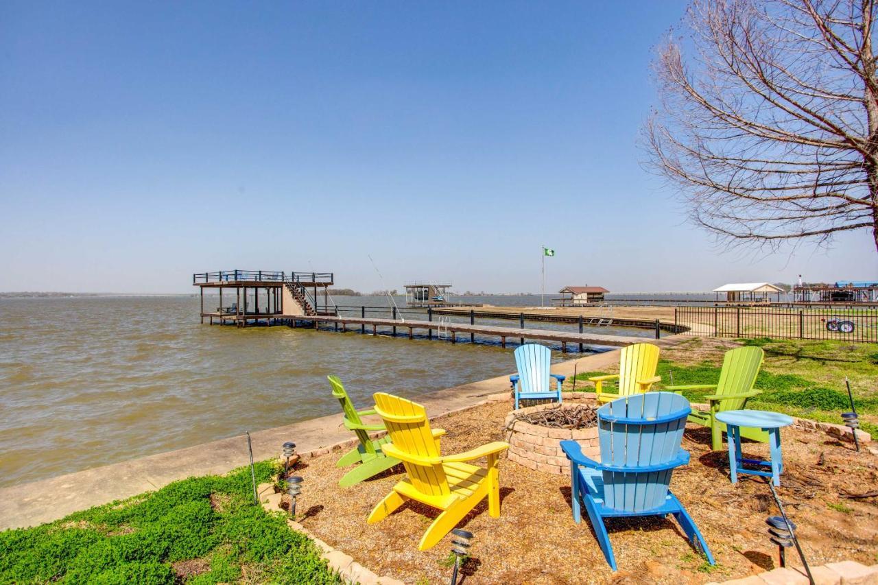 Cedar Creek Lakefront Vacation Rental With Pool Gun Barrel City Екстер'єр фото